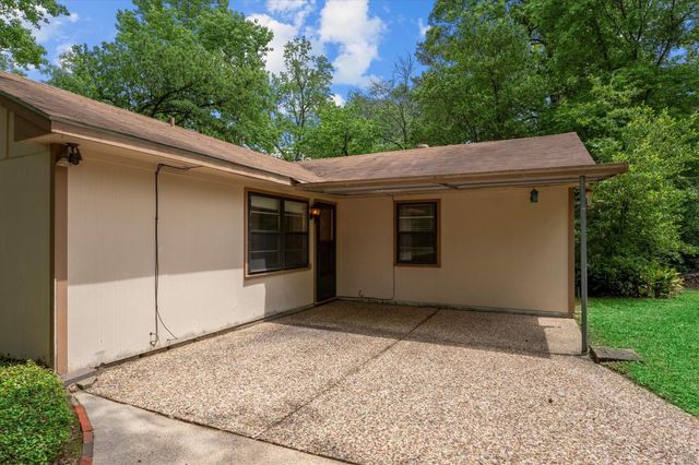317 Hollywood Drive, Conroe, TX 77303