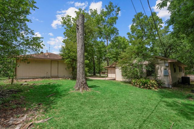 317 Hollywood Drive, Conroe, TX 77303