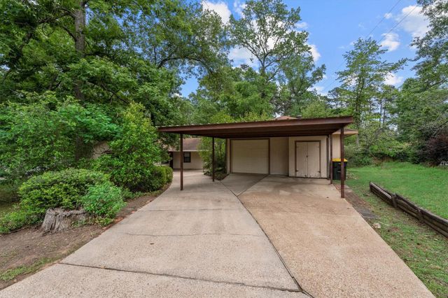 317 Hollywood Drive, Conroe, TX 77303