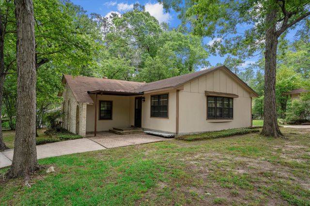 317 Hollywood Drive, Conroe, TX 77303