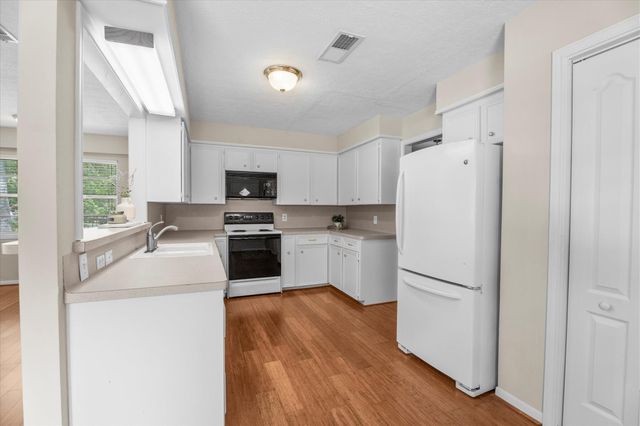 317 Hollywood Drive, Conroe, TX 77303