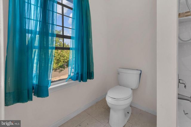 23 E OLEANDER DR, Mount Laurel, NJ 08054