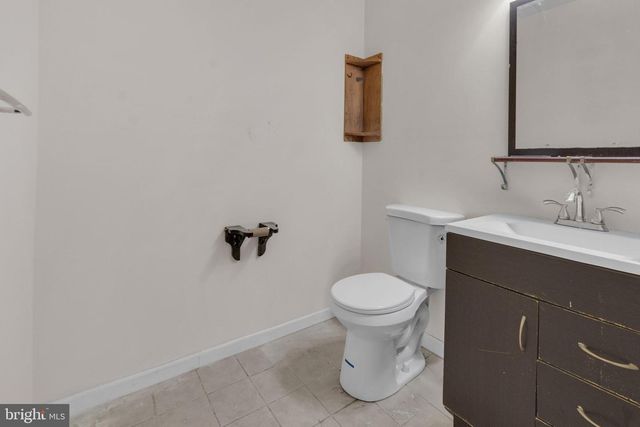 23 E OLEANDER DR, Mount Laurel, NJ 08054