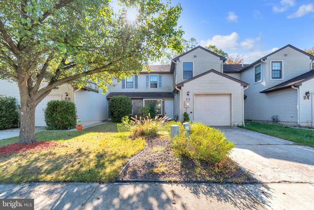 23 E OLEANDER DR, Mount Laurel, NJ 08054