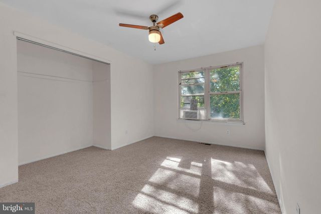 23 E OLEANDER DR, Mount Laurel, NJ 08054