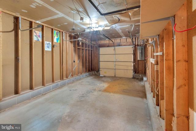 23 E OLEANDER DR, Mount Laurel, NJ 08054