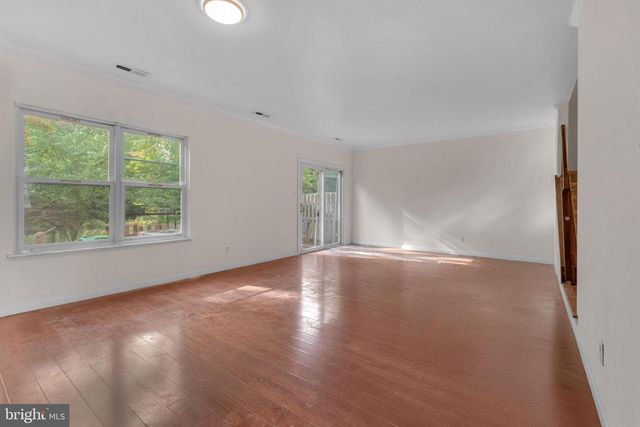 23 E OLEANDER DR, Mount Laurel, NJ 08054