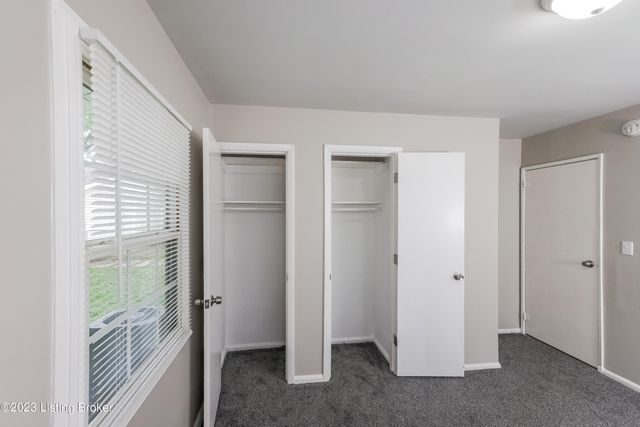 5810 Alanadale Dr, Louisville, KY 40272