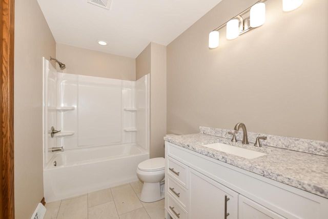 N5466 120 HIGHWAY, Burlington, WI 53105