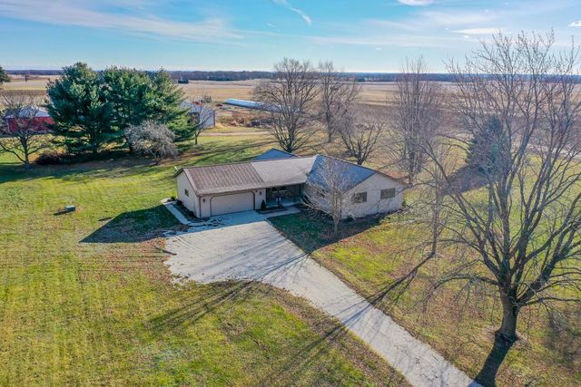 N5466 120 HIGHWAY, Burlington, WI 53105