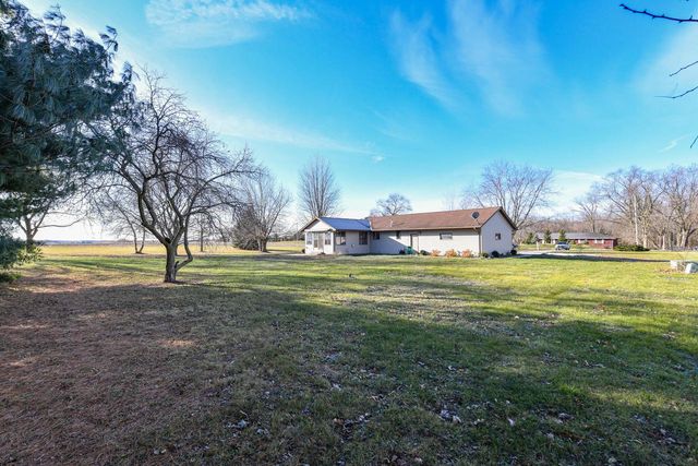 N5466 120 HIGHWAY, Burlington, WI 53105