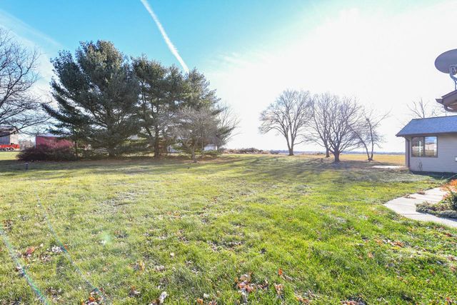 N5466 120 HIGHWAY, Burlington, WI 53105