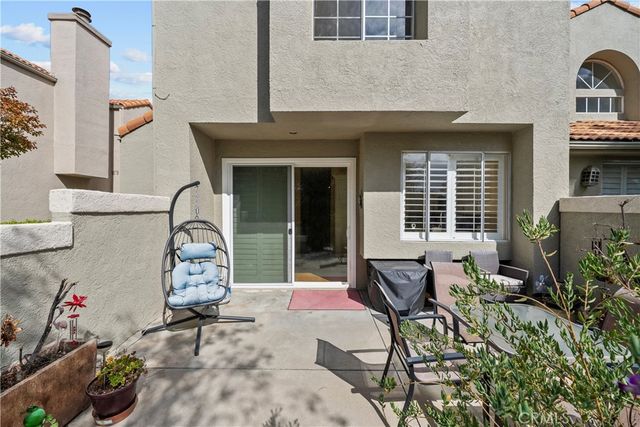 22371 Mission Circle, Chatsworth, CA 91311