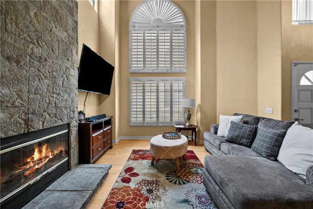 22371 Mission Circle, Chatsworth, CA 91311