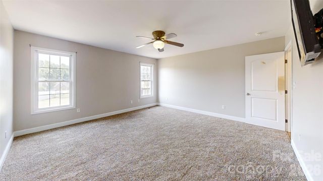 4240 Hunter Rhyne Road, Lincolnton, NC 28092