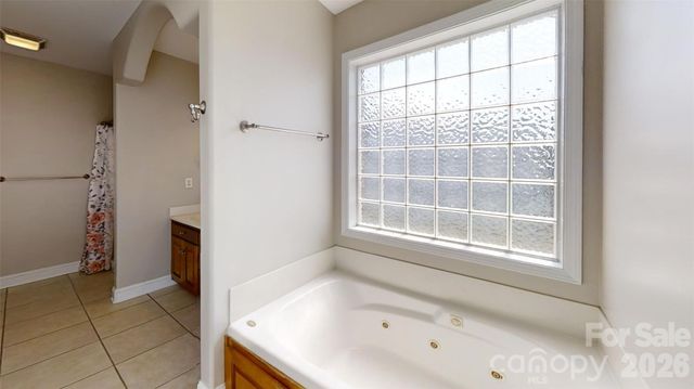 4240 Hunter Rhyne Road, Lincolnton, NC 28092