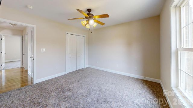 4240 Hunter Rhyne Road, Lincolnton, NC 28092
