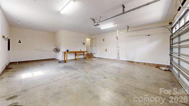 4240 Hunter Rhyne Road, Lincolnton, NC 28092