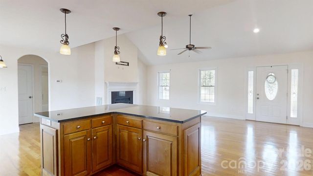 4240 Hunter Rhyne Road, Lincolnton, NC 28092