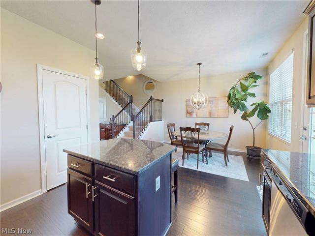 6144 N Pointe Drive, Pepper Pike, OH 44124