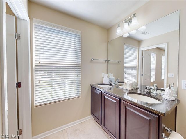 6144 N Pointe Drive, Pepper Pike, OH 44124