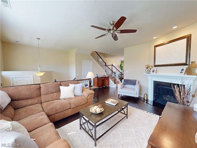 6144 N Pointe Drive, Pepper Pike, OH 44124