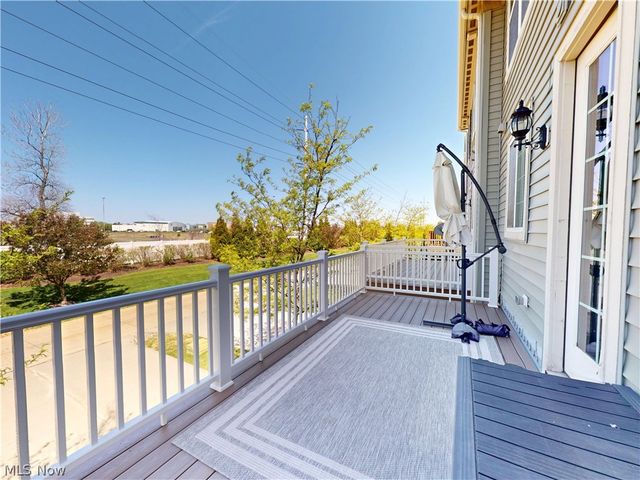 6144 N Pointe Drive, Pepper Pike, OH 44124