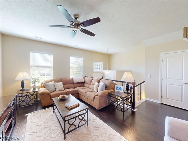 6144 N Pointe Drive, Pepper Pike, OH 44124
