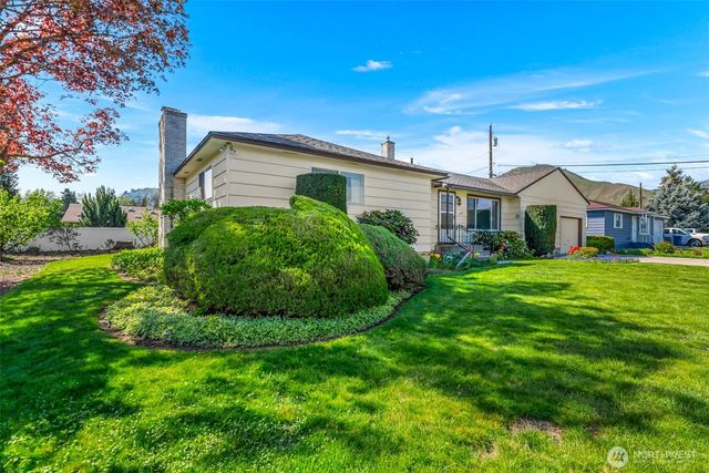 1427 2nd Street, Wenatchee, WA 98801