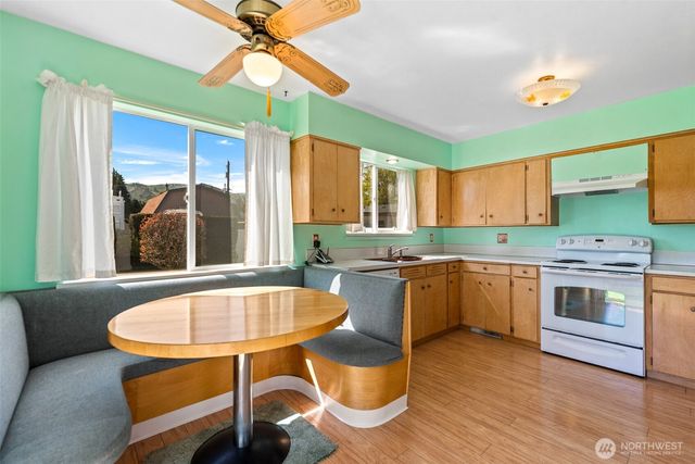 1427 2nd Street, Wenatchee, WA 98801