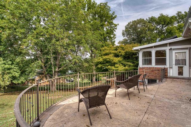 7366 Parkridge Road, Newburgh, IN 47630