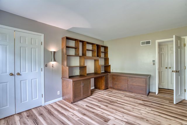 7366 Parkridge Road, Newburgh, IN 47630