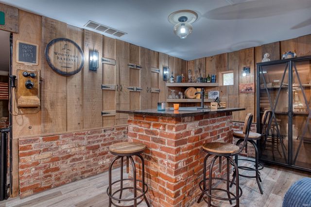 7366 Parkridge Road, Newburgh, IN 47630