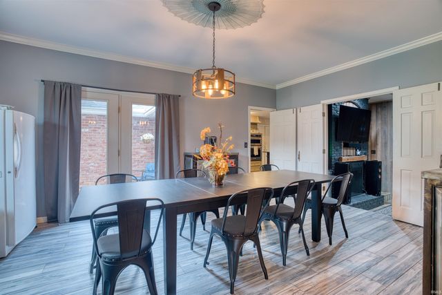 7366 Parkridge Road, Newburgh, IN 47630