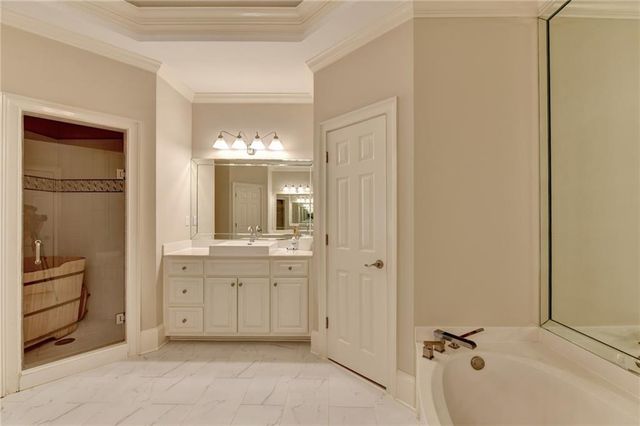 8015 ST MARLO COUNTRY CLUB Parkway, Duluth, GA 30097