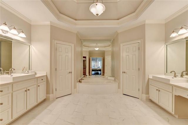 8015 ST MARLO COUNTRY CLUB Parkway, Duluth, GA 30097