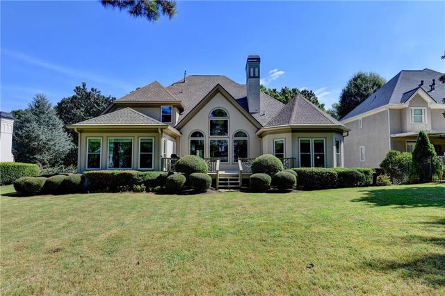 8015 ST MARLO COUNTRY CLUB Parkway, Duluth, GA 30097