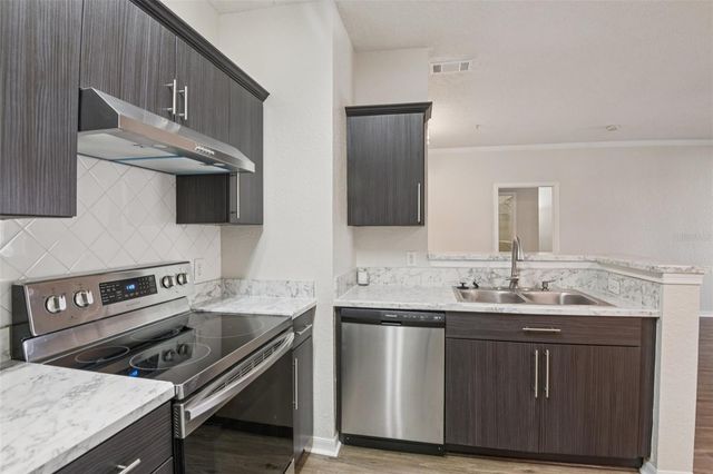 18001 RICHMOND PLACE DRIVE 1213, Tampa, FL 33647