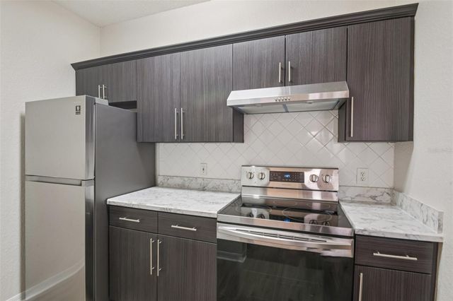 18001 RICHMOND PLACE DRIVE 1213, Tampa, FL 33647