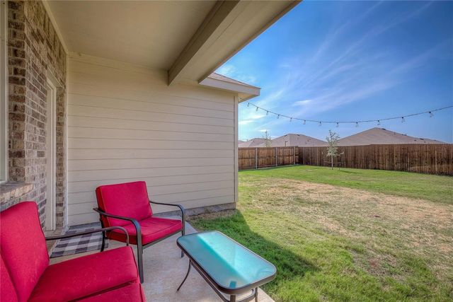 2124 Whispering Sage Boulevard, Royse City, TX 75189