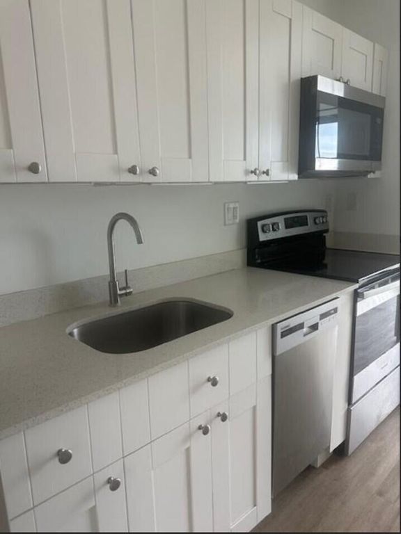4100 SW 64th Avenue 313, Davie, FL 33314