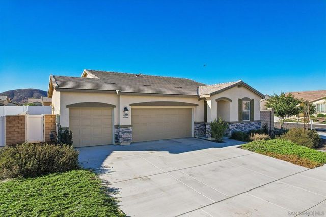 5587 Manila, Hemet, CA 92545