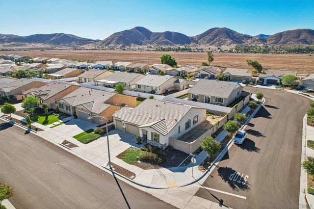 5587 Manila, Hemet, CA 92545