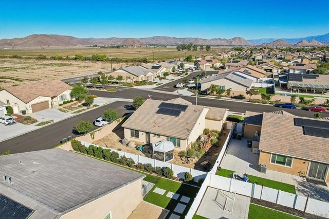 5587 Manila, Hemet, CA 92545