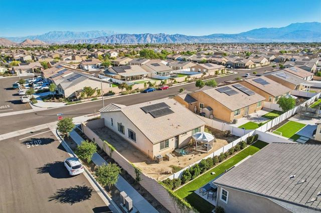 5587 Manila, Hemet, CA 92545