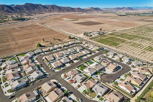 5587 Manila, Hemet, CA 92545