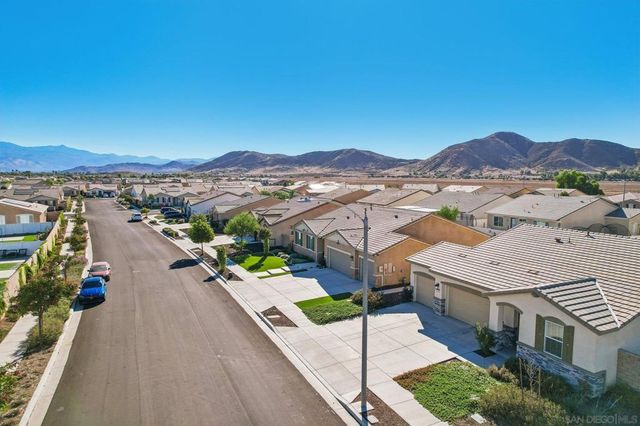 5587 Manila, Hemet, CA 92545