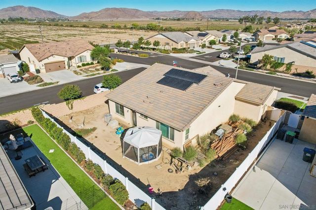 5587 Manila, Hemet, CA 92545