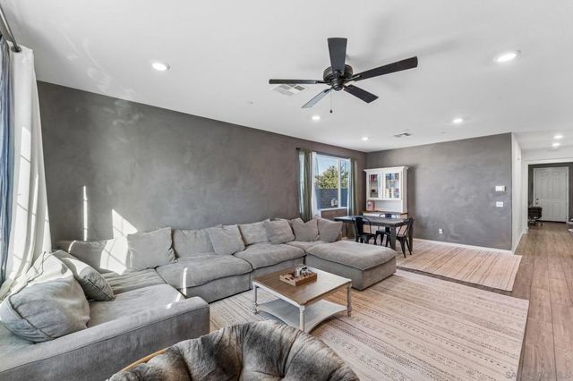 5587 Manila, Hemet, CA 92545