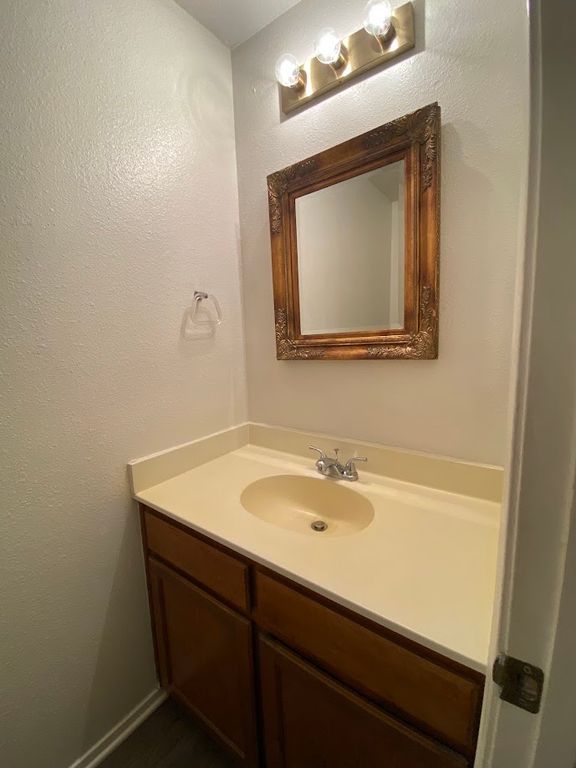 1305 West Villa Maria Road E103, Bryan, TX 77801 — photo 2